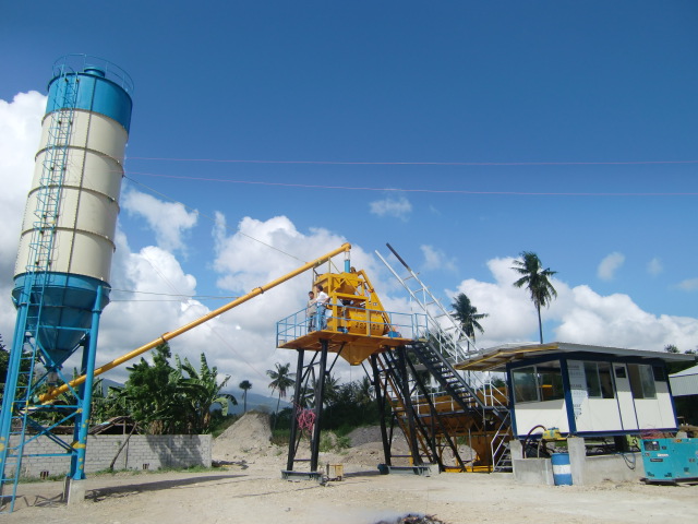 HZS25 concrete batching plant successfully completed installation in Cameroon