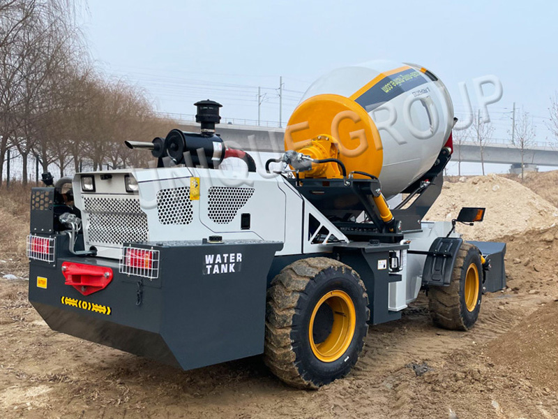 self loading mobile concrete mixer.jpg