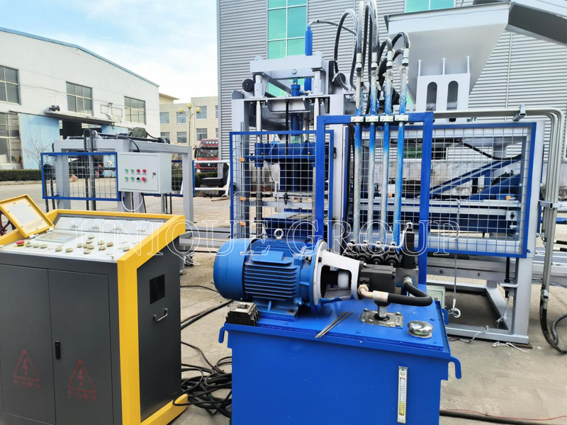 Block making machine.jpg