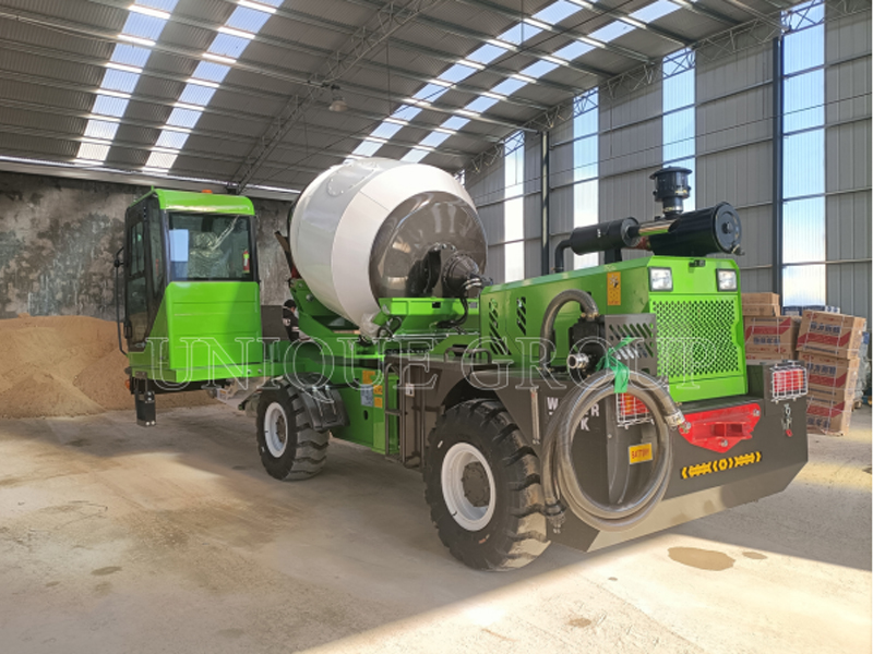 self loading concrete mixer-6.jpg
