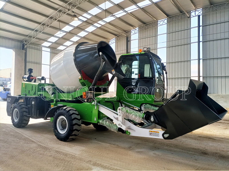 self loading concrete mixers.jpg